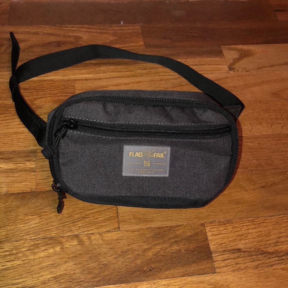 Fanny pack
